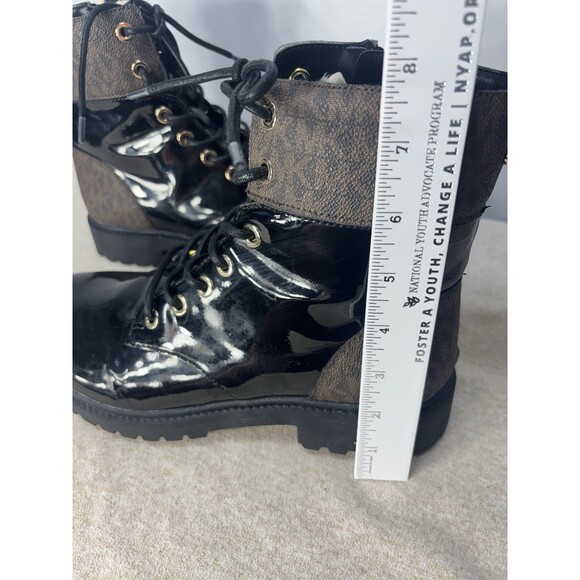 MICHAEL KORS womens Aliatair Bootie classic combat black /brown size 9 - Picture 4 of 12